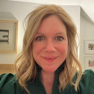 Meet your Posher, Whitney